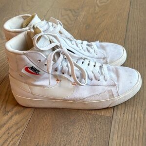 Nike Blazer Mid Rebel 'Summit White'